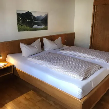 Haus Petra Apartment *
